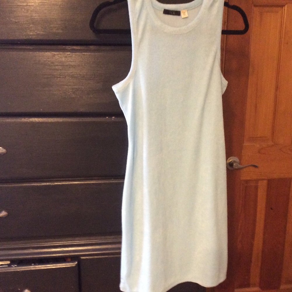 RDI, baby blue, sizes m never been worn